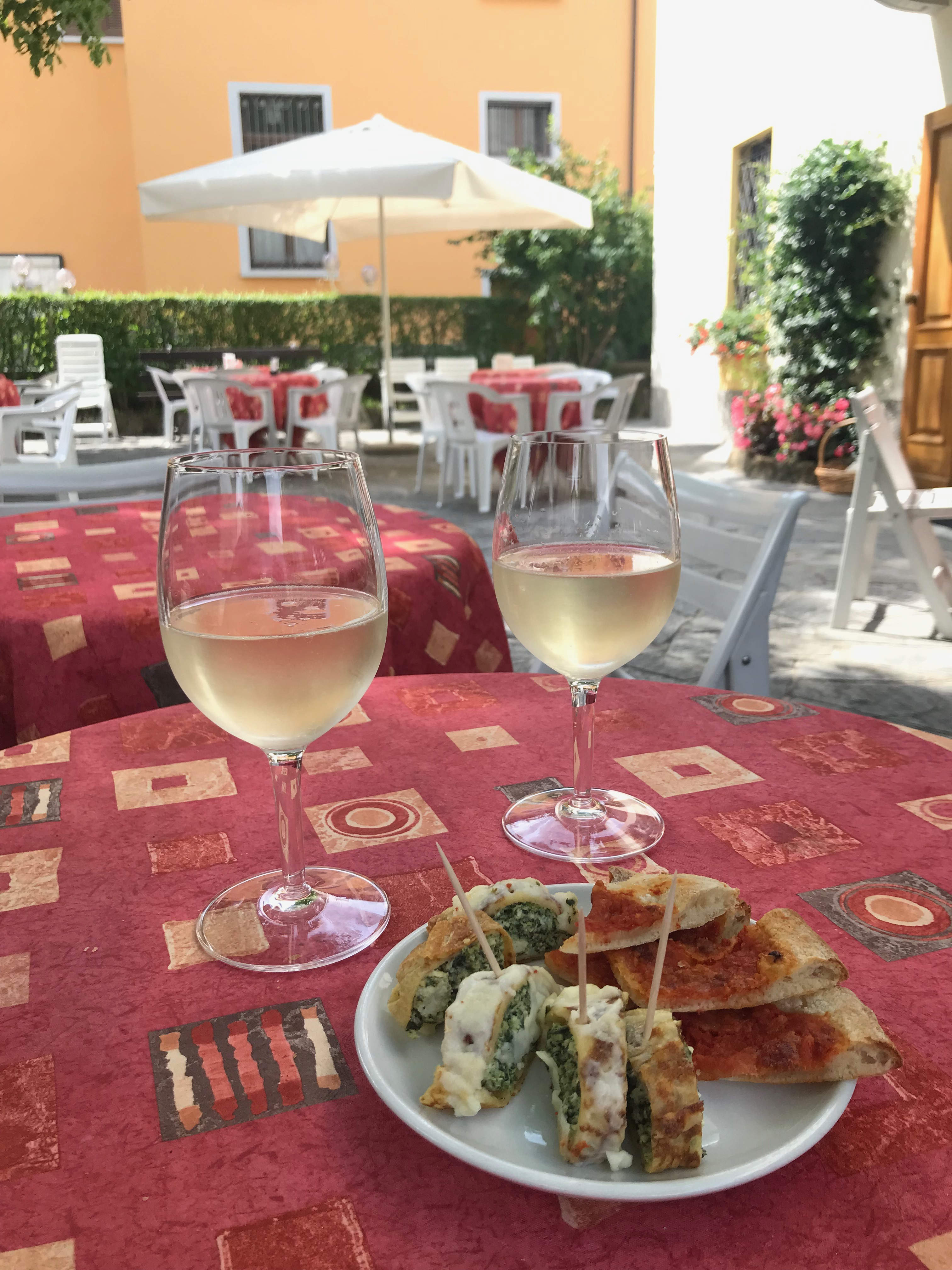 Albergo Maggio aperitivo Lago di Como e Valsassina